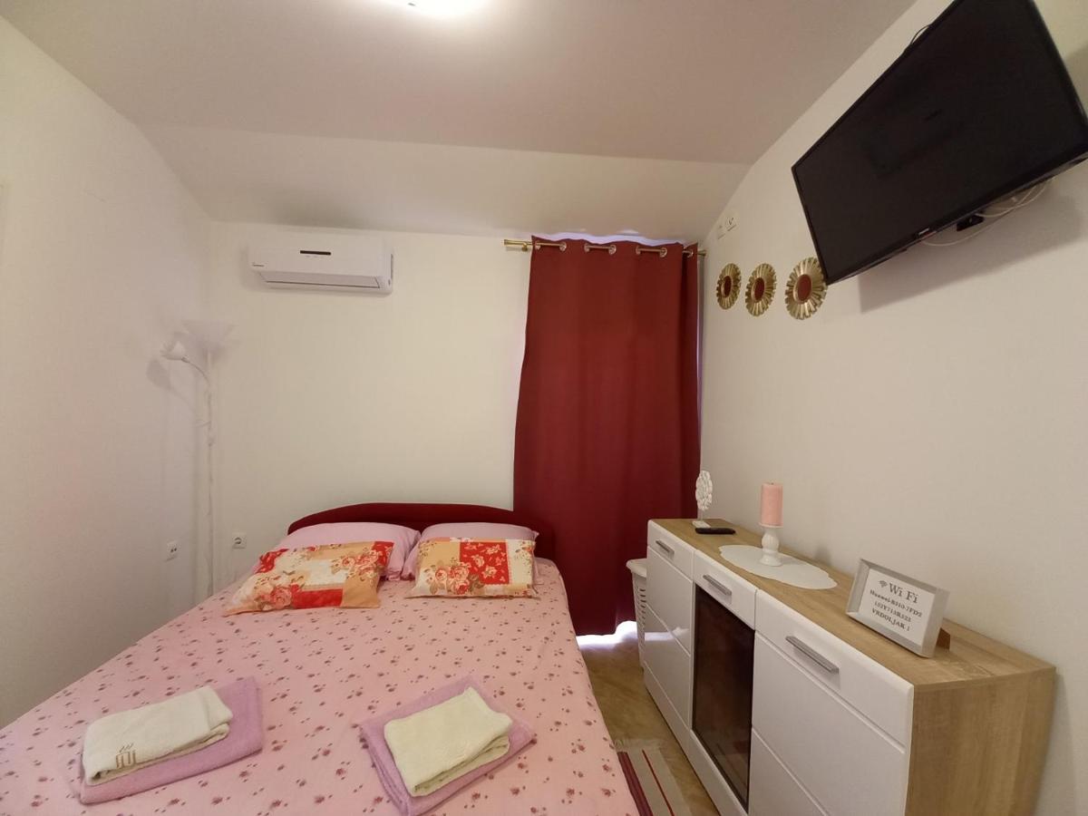 Apartment & Studio Vrdoljak Sveti Anton  Dış mekan fotoğraf