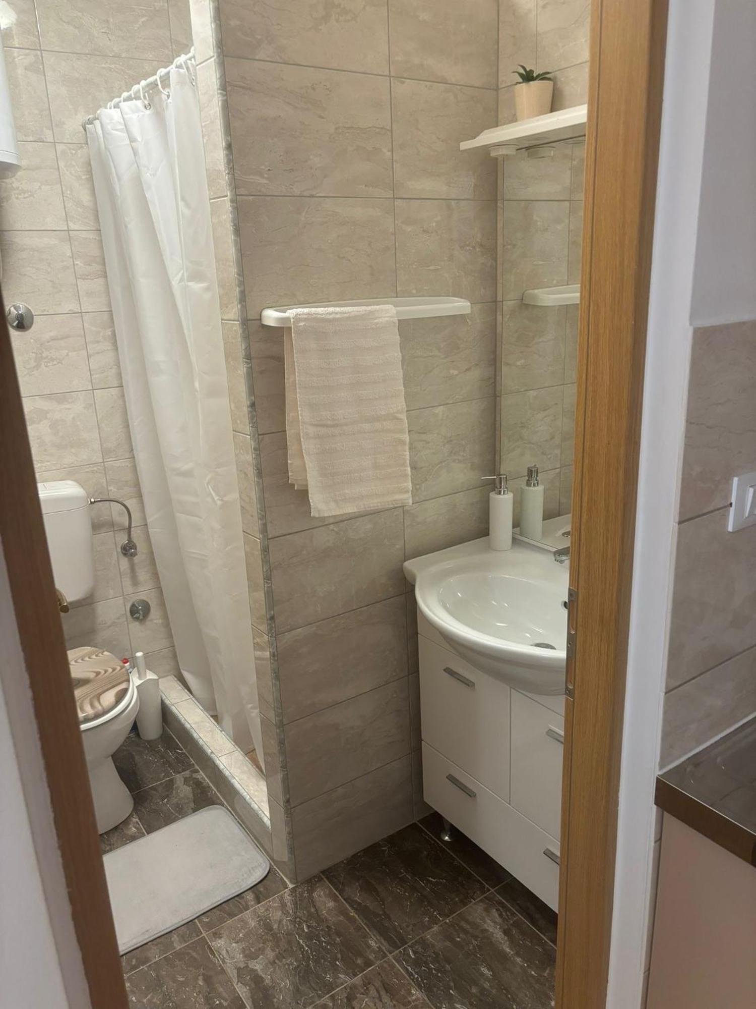 Apartment & Studio Vrdoljak Sveti Anton  Dış mekan fotoğraf